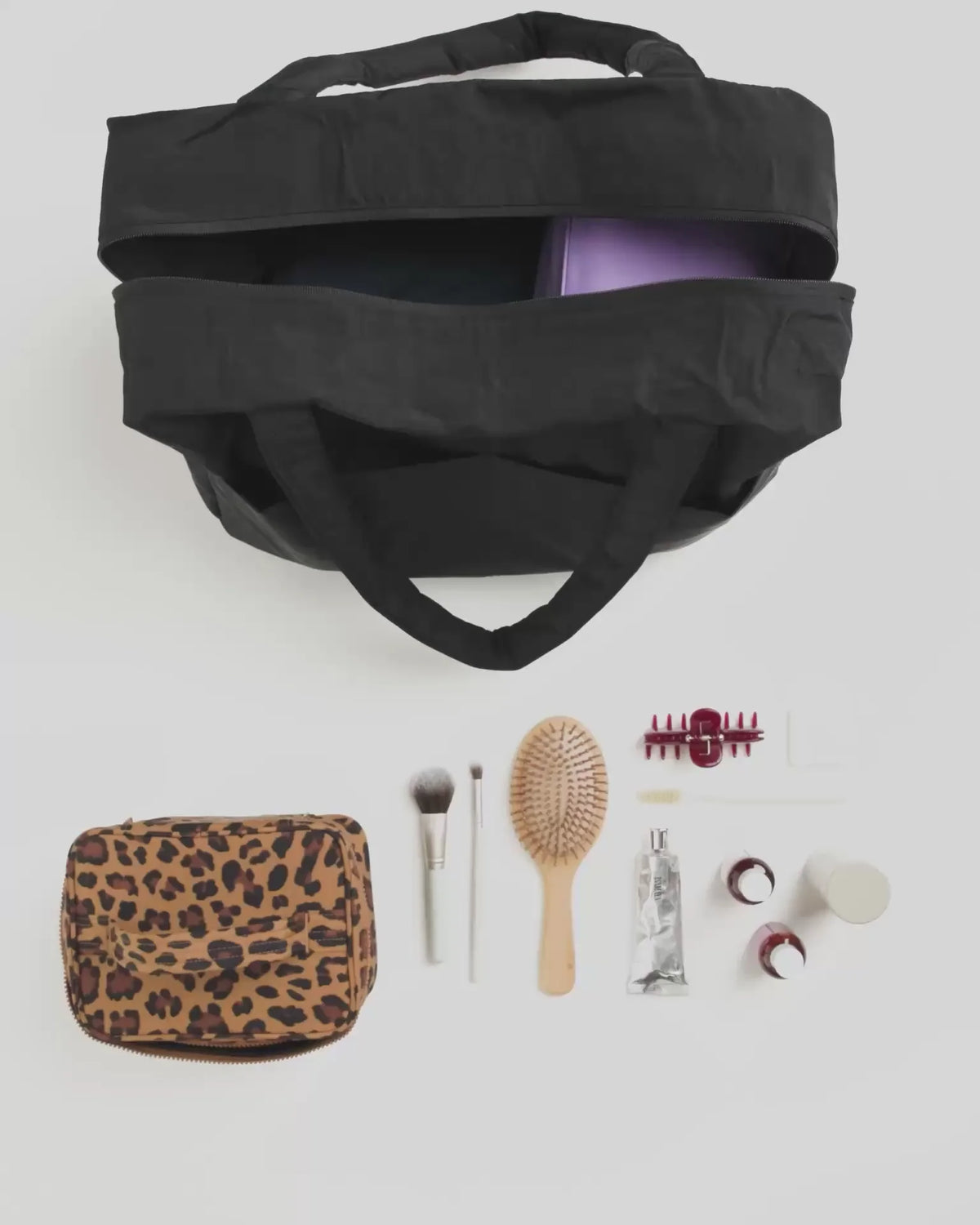 LARGE COSMETIC CASE - US 3299